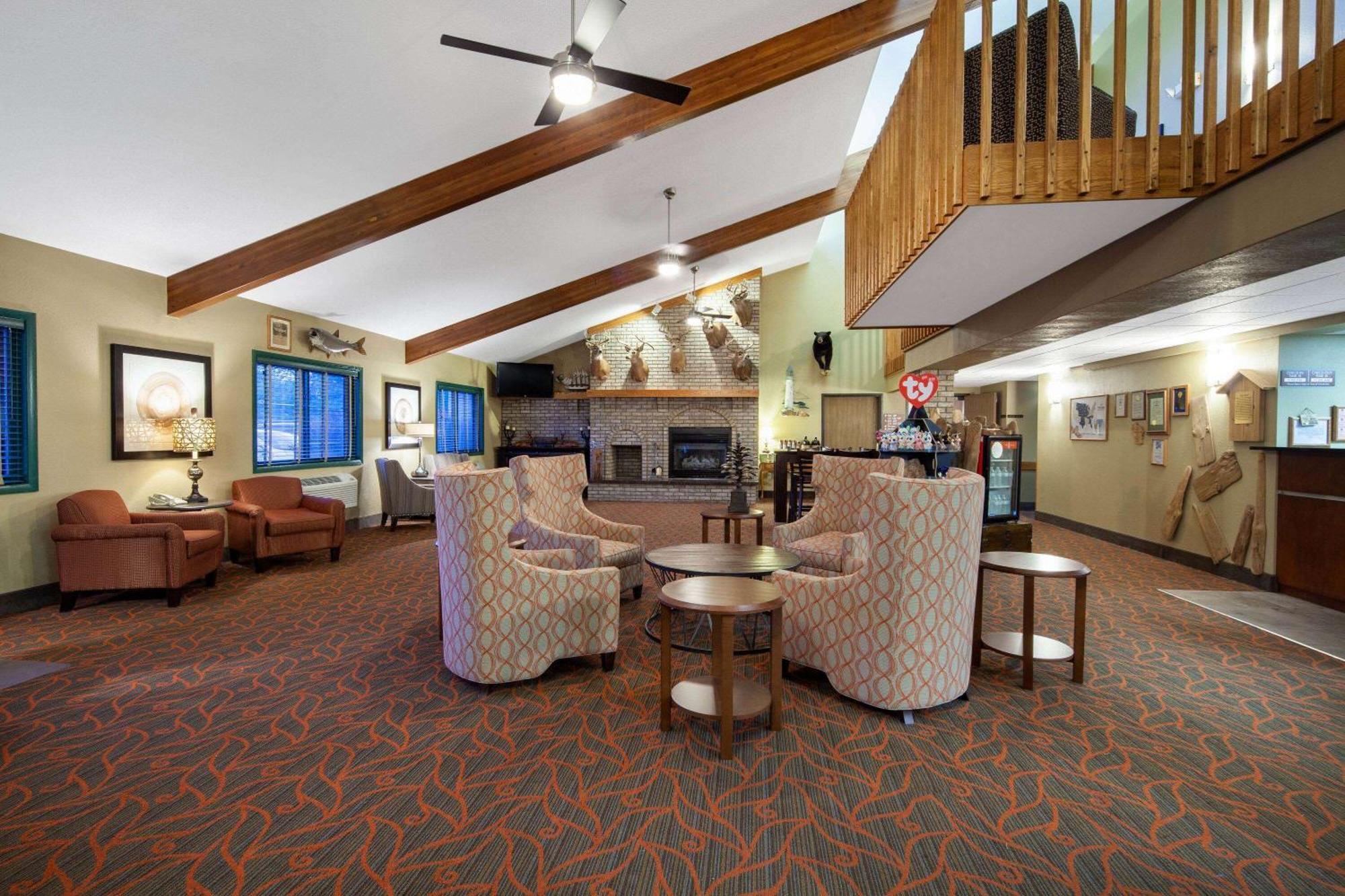 Americinn By Wyndham Ashland Eksteriør billede
